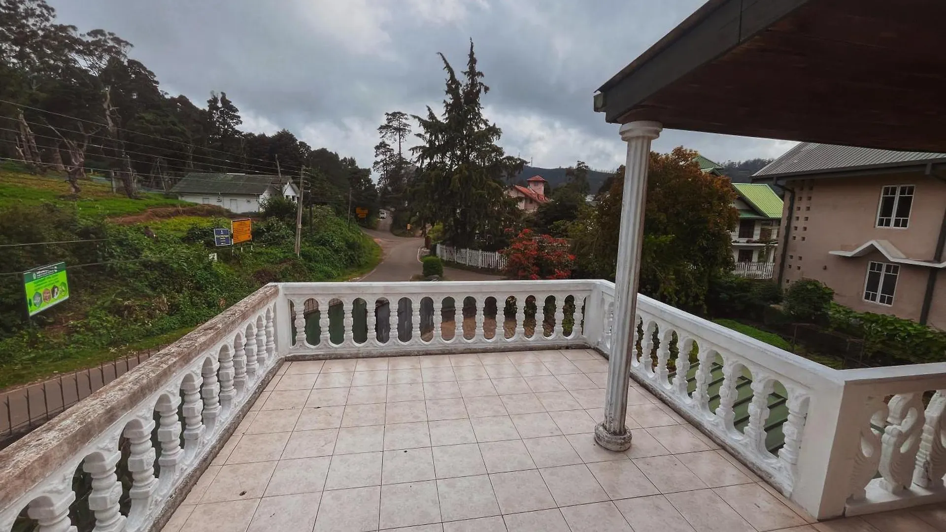 Homestay Selis Manor Apartment Nuwara Eliya